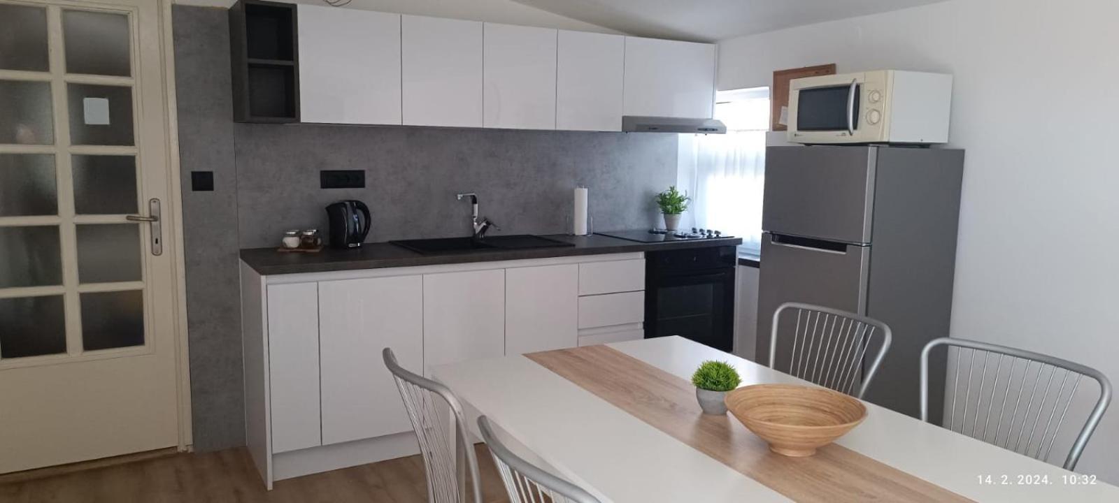 וודיצה Apartman Jasmina מראה חיצוני תמונה